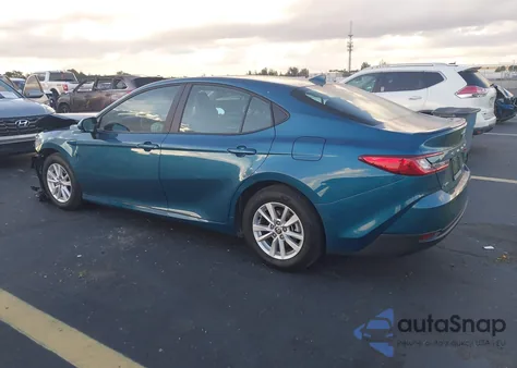 2025 Toyota Camry Le z USA, uszkodzony, nr VIN 4T1DAACK1SU203780